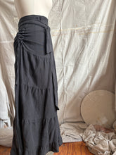 Load image into Gallery viewer, SEVILLA - black hemp