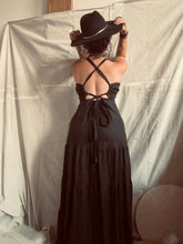 Load image into Gallery viewer, OPHELIA - black linen