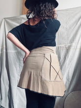 Load image into Gallery viewer, FOREST skirt - cream corduroy
