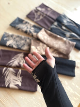 Load image into Gallery viewer, FINGERLESS GLOVES