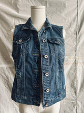 Load image into Gallery viewer, RECLAMATION - Blue Rose