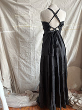 Load image into Gallery viewer, OPHELIA - black linen