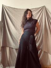 Load image into Gallery viewer, WINTER LILY - bamboo fleece