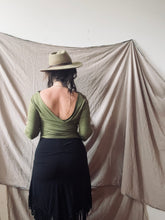 Load image into Gallery viewer, POET - reversible wrap-around top - Moss with Hibiscus