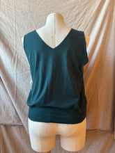 Load image into Gallery viewer, SUMMER DAZE tank - Emerald with Feathers