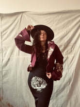 Load image into Gallery viewer, one-of-a-kind SWALLOW-TAIL revere sweater
