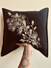 Load image into Gallery viewer, PRAIRIE FLORAL throw pillow case
