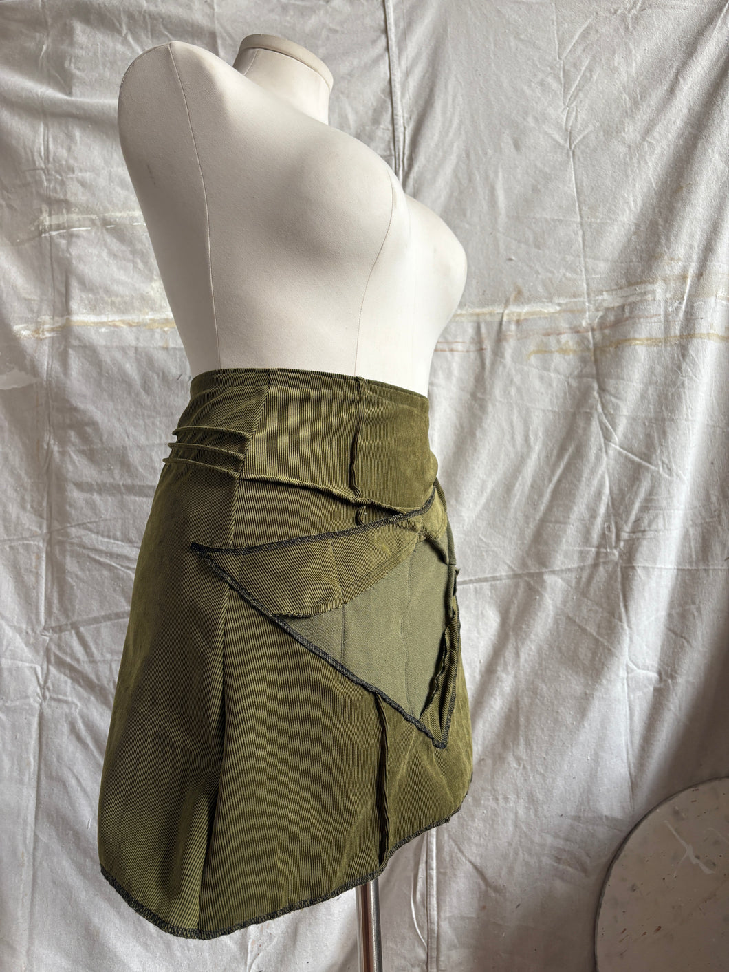 FOREST skirt - moss corduroy twill