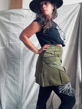 Load image into Gallery viewer, FOREST skirt - moss corduroy twill
