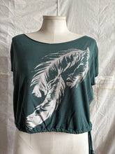 Load image into Gallery viewer, JOY - cropped t-shirt
