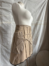 Load image into Gallery viewer, FOREST skirt - cream corduroy
