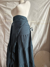 Load image into Gallery viewer, SEVILLA - midnight blue linen/organic cotton
