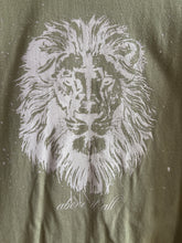 Load image into Gallery viewer, MENS COTTON T-SHIRT -original lion print
