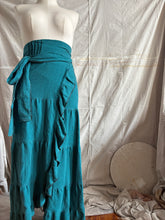 Load image into Gallery viewer, SEVILLA - linen &amp; organic cotton
