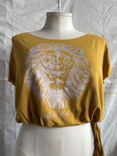 Load image into Gallery viewer, JOY - cropped t-shirt
