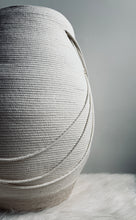 Load image into Gallery viewer, WHITE vase
