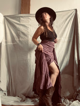 Load image into Gallery viewer, SEVILLA - plum hemp
