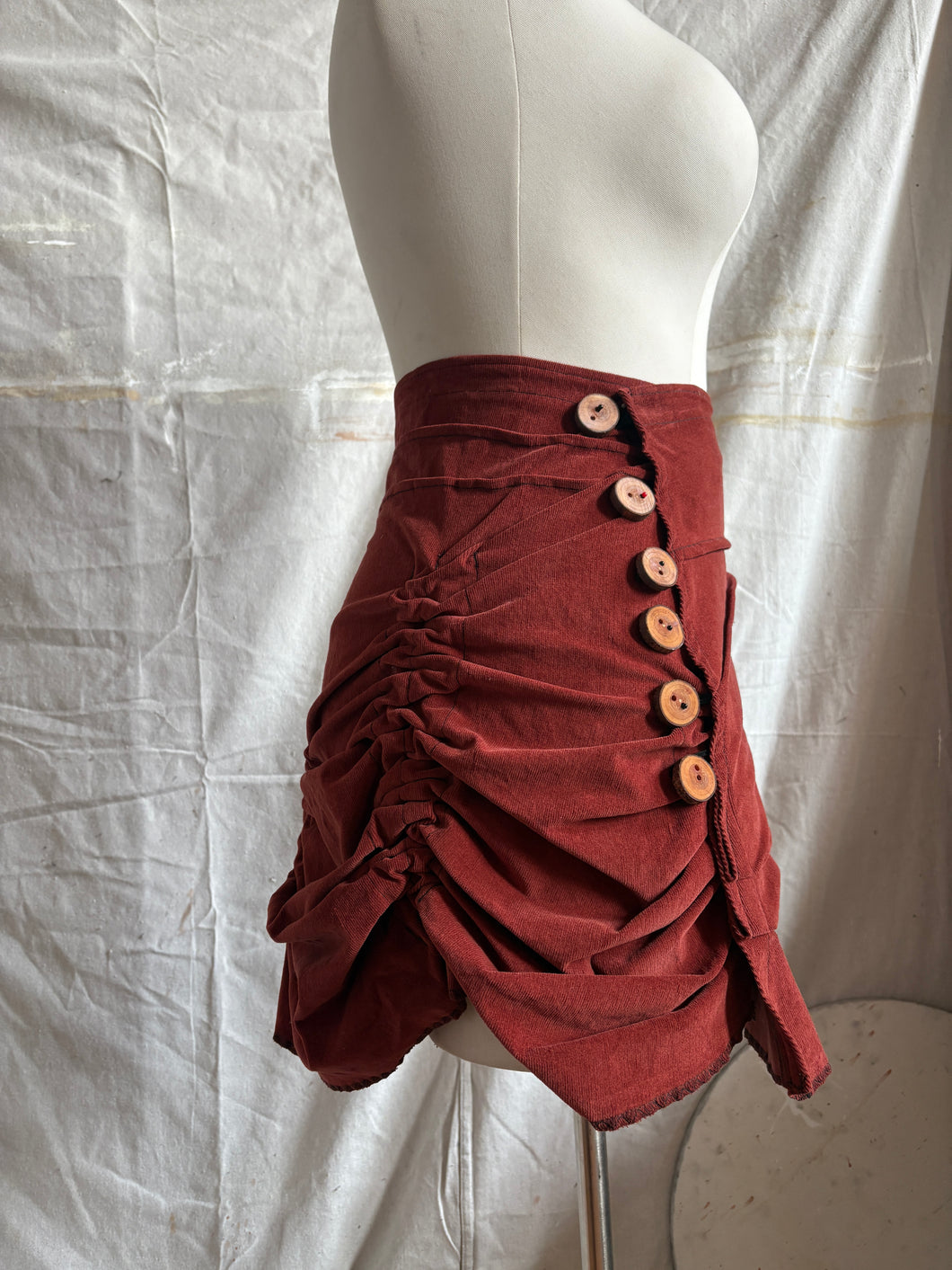FOREST QUEEN skirt - stretch rust corduroy
