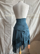 Load image into Gallery viewer, SUNRISE - double fringe skirt
