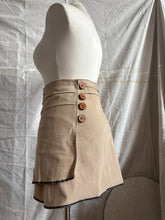 Load image into Gallery viewer, FOREST skirt - cream corduroy
