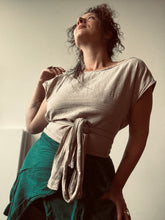 Load image into Gallery viewer, LILY top - hemp
