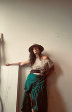 Load image into Gallery viewer, LILY top - hemp
