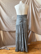 Load image into Gallery viewer, SEVILLA - hemp wrap skirt in Black
